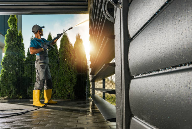 Why Choose Our Certified Pressure Washing Experts for Your Project Needs in Strawberry, CA?